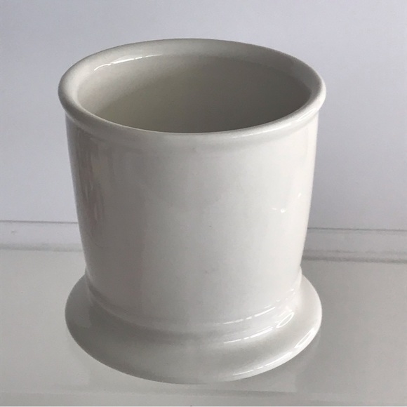 Anthropologie Initial "I" Monogram Classic Shaving Coffee Mug - Picture 4 of 12